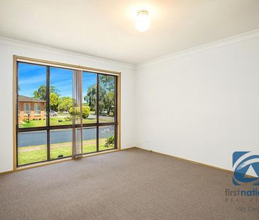 SINGLE LEVEL FAMILY HOME - Photo 5