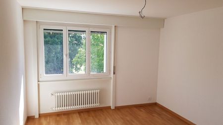 Bel appartement de 3.5 pièces entièrement rénové proche des commodités - Foto 2