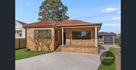 View Saturday at 1pm - 1.15pm - Photo 5