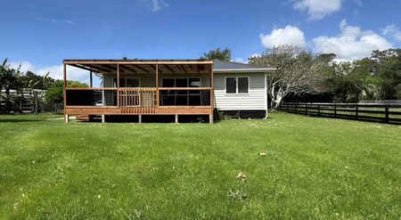 New new 2 bedroom, 2 bathroom property - Photo 3