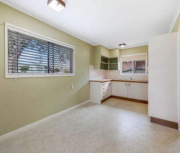 Coastal Charm in Prime Golden Beach Location - Photo 5