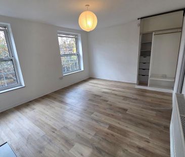 Studio to rent - Photo 6