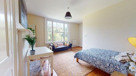 4 bedroom terraced house to rent - Photo 2