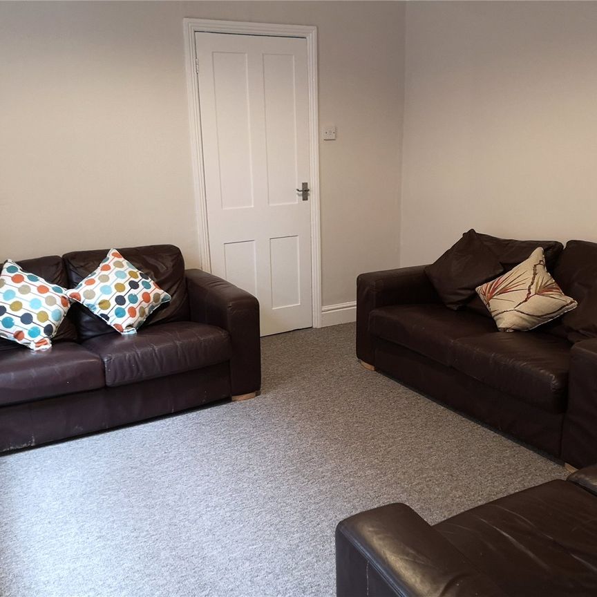 5 bedroom semi-detached house to rent - Photo 1