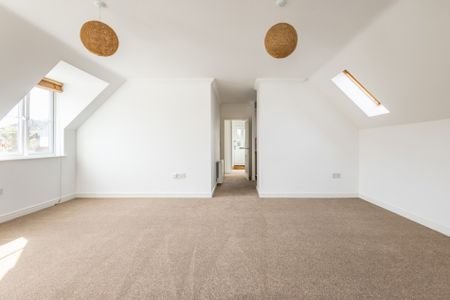 Galanos, Long Itchington, Southam - Photo 2