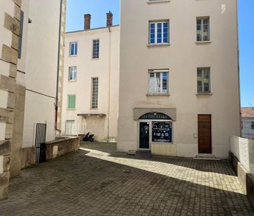 Location Appartement 2 pièces 38m² AUBENAS 07200 - Photo 5