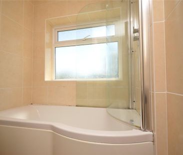 3 bedroom terraced house to rent - Photo 6