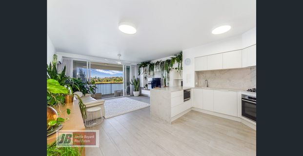 Direct Riverfront - Position, Poise & Lifestyle! - Photo 1