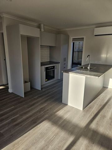 Rent: Brand New 2-Bedroom Home + Study - Photo 4