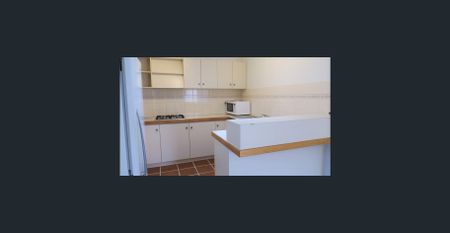 Charming Villa in the Heart of Joondanna! - Photo 3