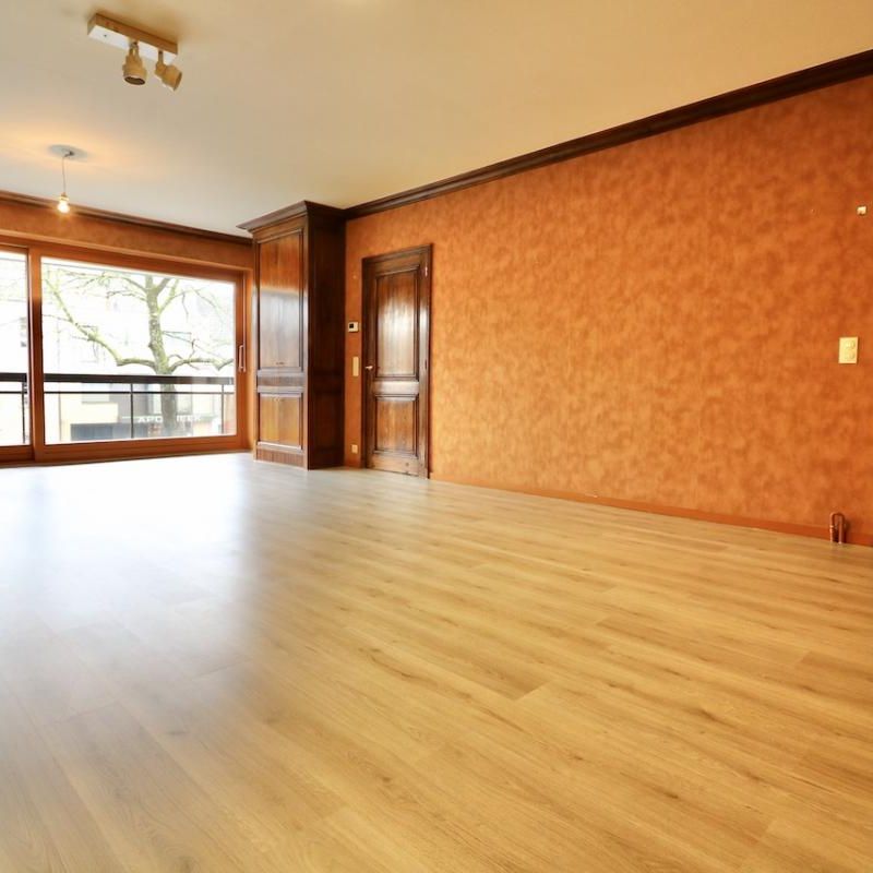 Centraal gelegen appartement met 2 slpk, 2 terrassen en garage voor 890 EUR/mnd - Foto 1