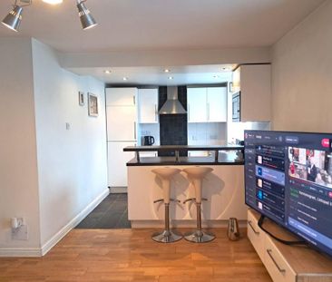 2 bedroom flat to rent - Photo 6