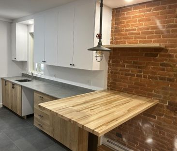 À louer : Magnifique 3 1/2 entièrement rénové ! - Photo 1