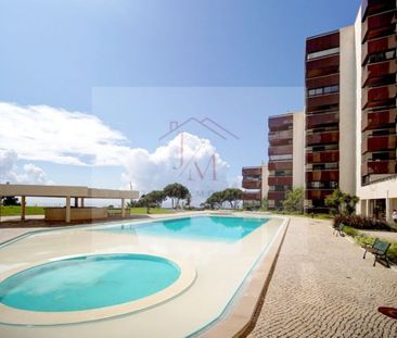 1 room luxury Flat for rent in Cascais e Estoril, Portugal - Photo 2