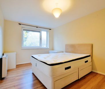 1 bedroom apartment to rent Tilehurst Court, Kersal Way, Salford, M7 - Photo 3