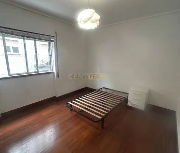 Apartment T2 in Coimbra (Sé Nova, Santa Cruz, Almedina e São Bartol... - Photo 4