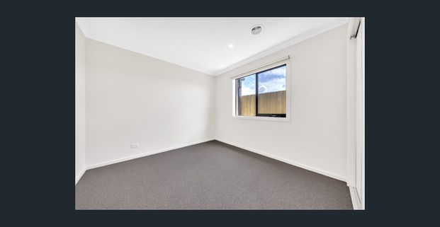 Perfect Family Home In Heart Of Wallan! - Photo 1