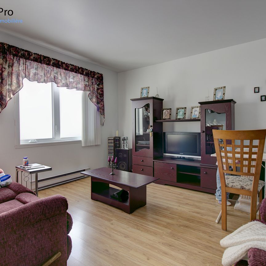 3339-3345 Clémenceau - Photo 1