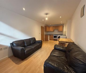 2 bedroom apartment to rent - Photo 2