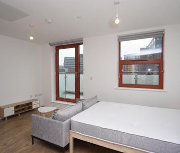 Studio to rent - Photo 5