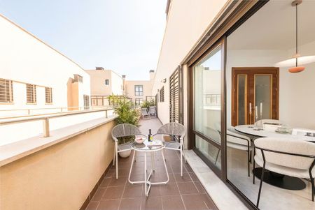 Calle Granada, Málaga, Andalusia 29015 - Photo 2