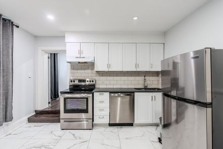 For Lease - 756 Dundas Street Unit# Main, Toronto, Ontario - Photo 3