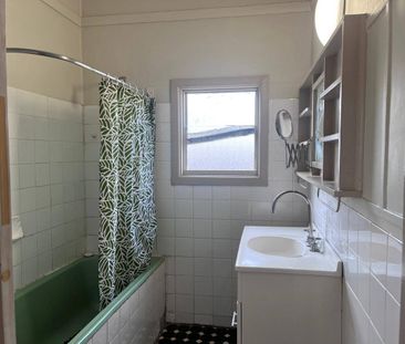 3 Bedroom Family Home - Photo 5