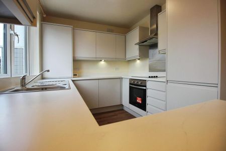 3 bedroom bungalow to rent - Photo 2