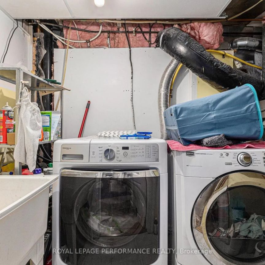 107 RUSSELL AVENUE - Photo 1