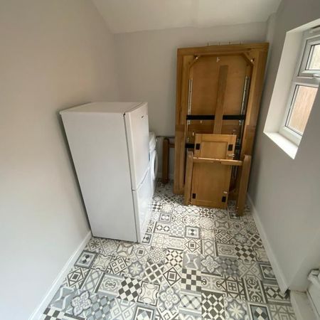 2 bed terraced house to rent in Upton Street, Middlesbrough - Photo 4