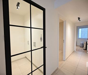 Appartement met terras en overdekte autostaanplaats - Foto 3