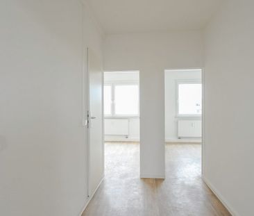 ERSTBEZUG mit 3 Zimmern, Balkon u. Badewanne! - Foto 2