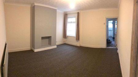 2 bedroom terraced house to rent - Photo 5