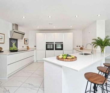 Laurel Drive, Brundall, NR13 - Photo 2