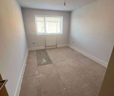 Eccles, M30 - Photo 3