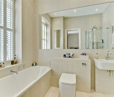 Green Lane, Cobham, KT11 - Photo 1