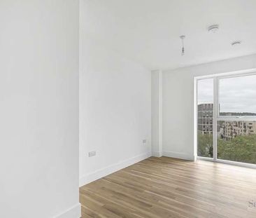 Aerodrome Road, Greater London, London, NW9 - Photo 2