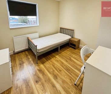 1 bedroom in a house share to rent - Photo 2