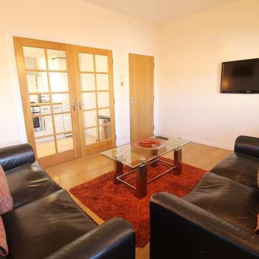 The Royal Apartments. Great Northern Road, Aberdeen, AB24 - Photo 1