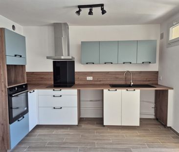 T4 Toulon LA COUPIANE 71.60 m² - Photo 2