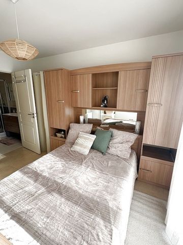 Location Appartement 2 pièces 42m² CANNES 06400 - Photo 2