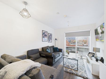 1 bedroom flat to rent - Photo 2