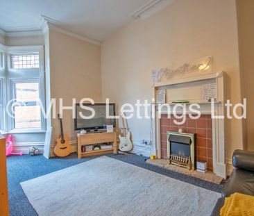 2 Bedroom End Terraced House for rent in Grosvenor Road - Photo 1