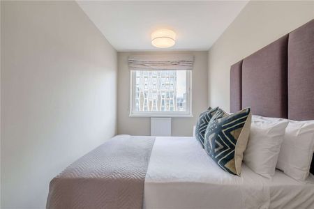 This large, bright and spacious two bedroom apartment is on the 6th floor and is located in the heart of Victoria. - Photo 2