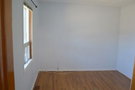For Lease - 92 King Street, Mississauga, Ontario - Photo 3