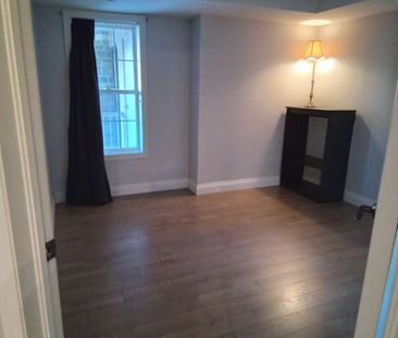 For Lease - 1450 Bishops Gate Unit# 306, Oakville, Ontario - Photo 4