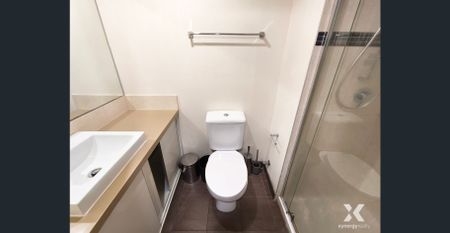 Spacious 1 Bedroom Apartment in Prime Location - Photo 3