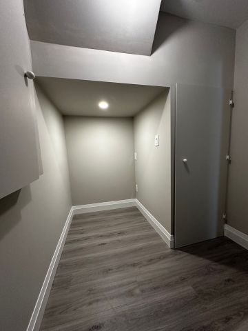 For Lease - 1151 Lindsay Drive, Oakville, Ontario - Photo 4