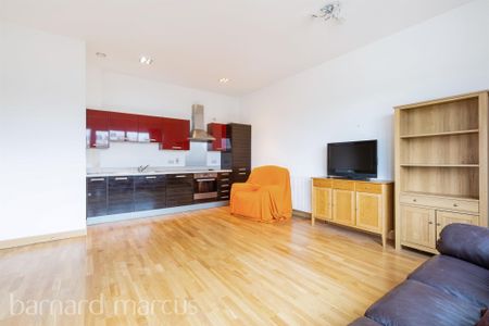 Manor Road, Wallington - Photo 2