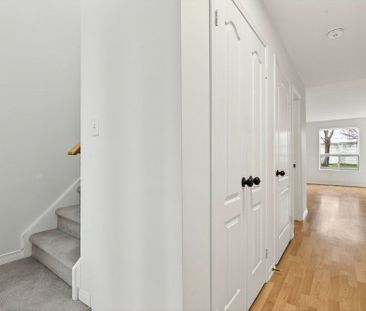 For Lease - 39 Foxborough Drive, Hamilton, Ontario - Photo 5